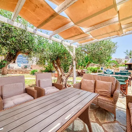 Perdikouli Apartamento *